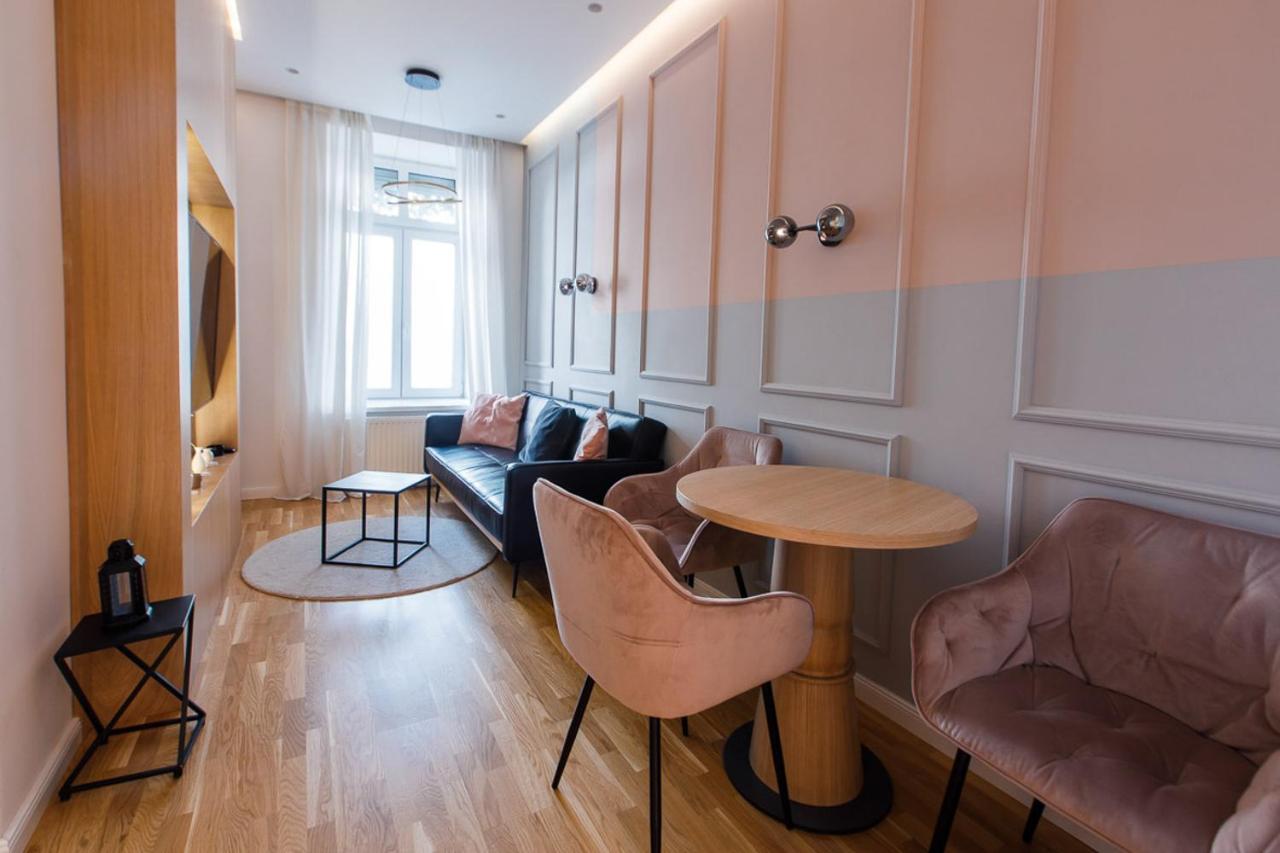 Zeus Design Apartments Wasserwelt Viena Exterior foto